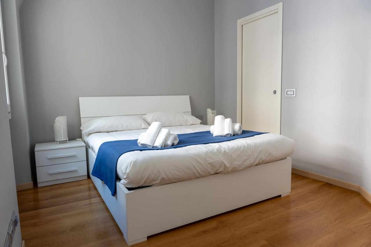 5 Min Duomo Luxury Home In Brera Design District ミラノ エクステリア 写真