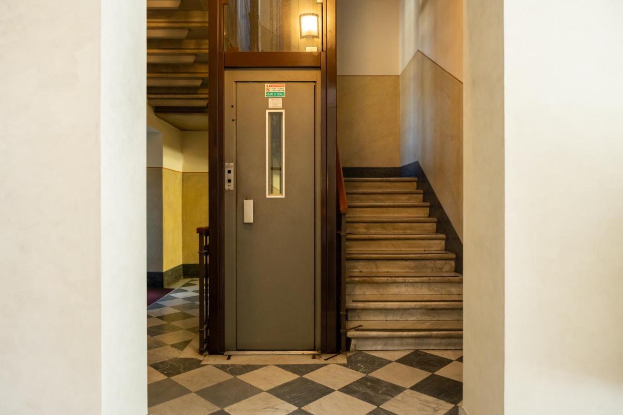 5 Min Duomo Luxury Home In Brera Design District ミラノ エクステリア 写真